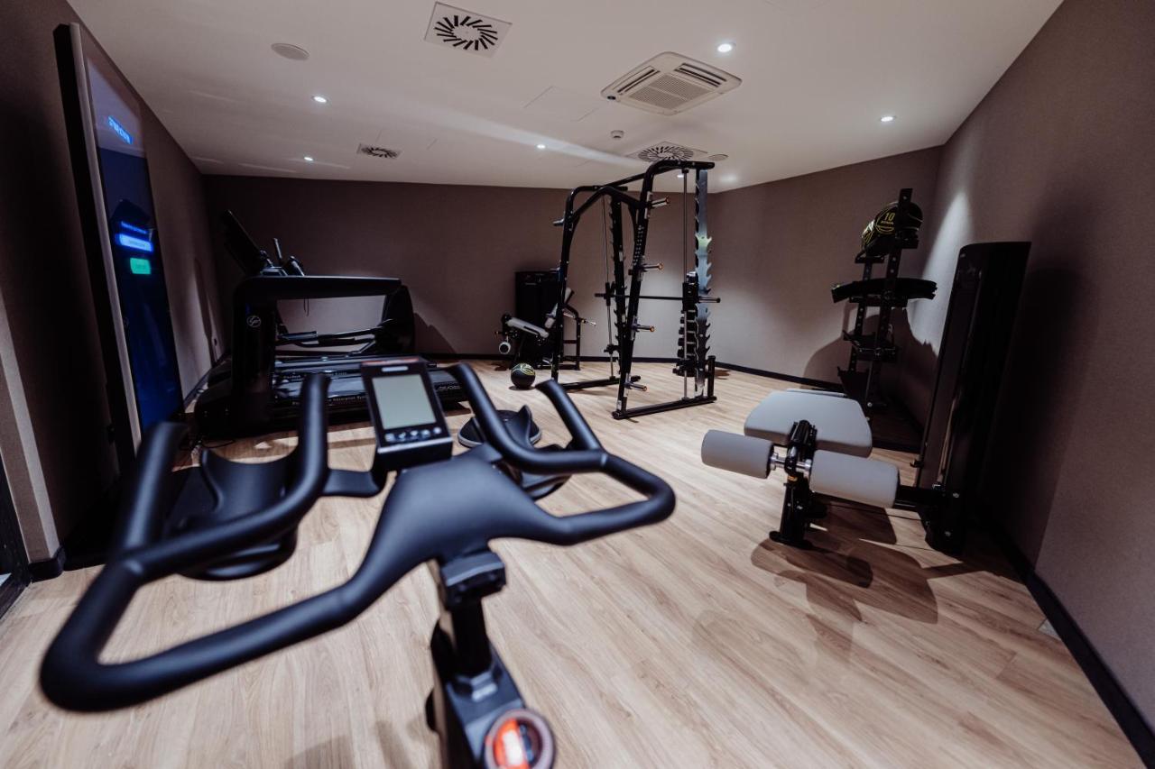 Elements Hotel&Spa Swieradow-Zdroj Bagian luar foto The gym at the hotel
